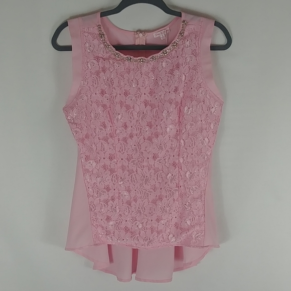 Day & Night Tops - NWT Pink Rhinestone Sleeveless Blouse